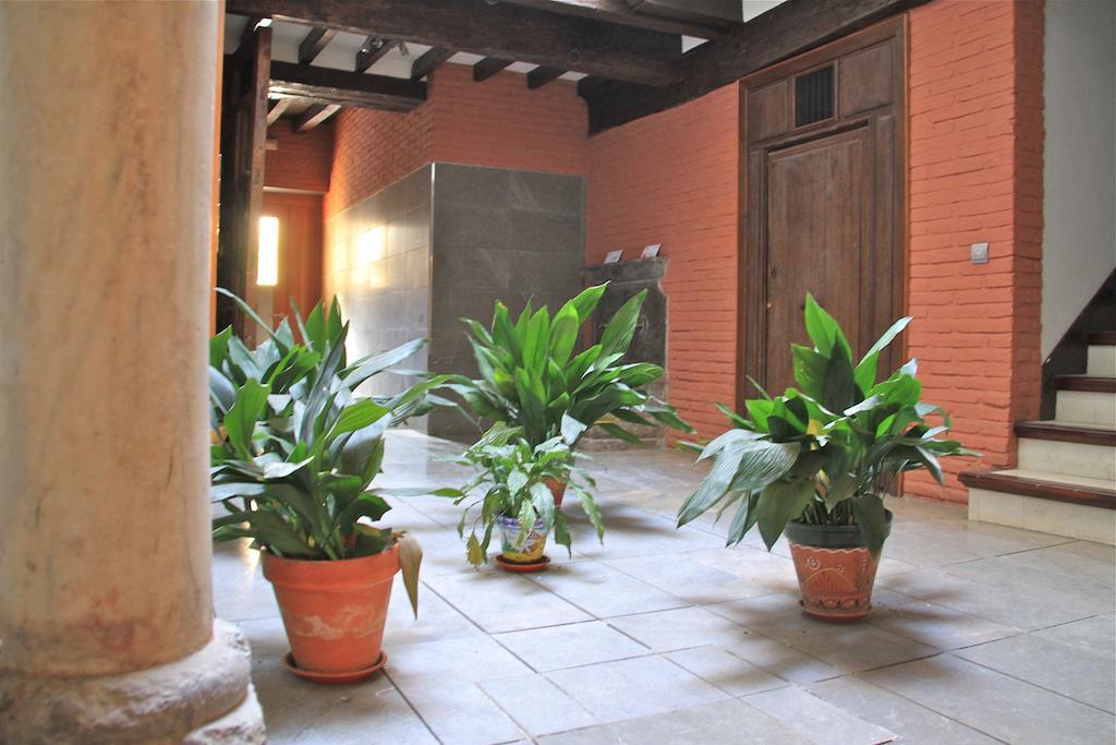 Apartamentos Inside Alhacaba Grenada Pokój zdjęcie